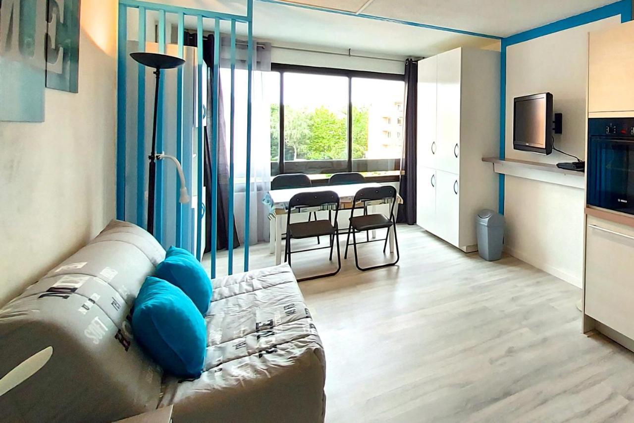 Hypercenter 27 M With Wifi And Shared Pool Lägenhet Fréjus Exteriör bild